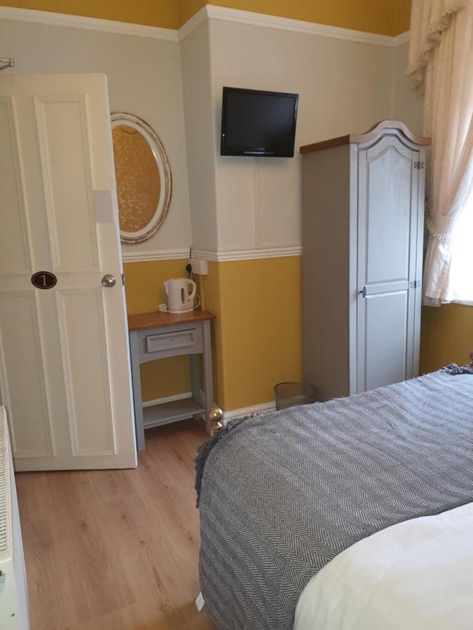 J'S Mayfair Guest House 블랙풀 외부 사진
